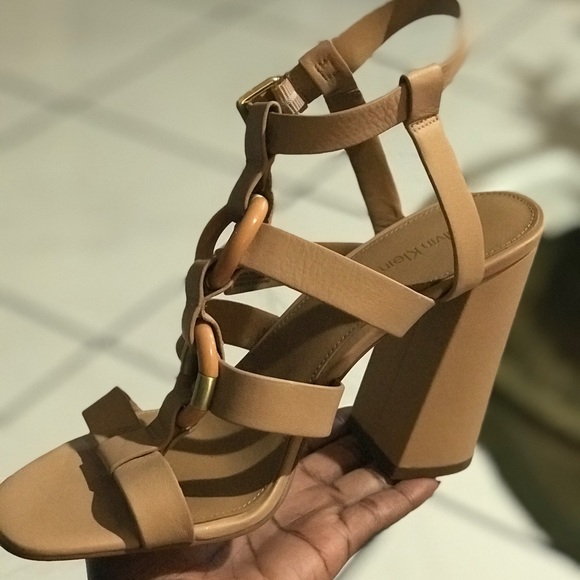 New NEVER WORN Calvin Klein Heels✨ - Picture 5 of 7